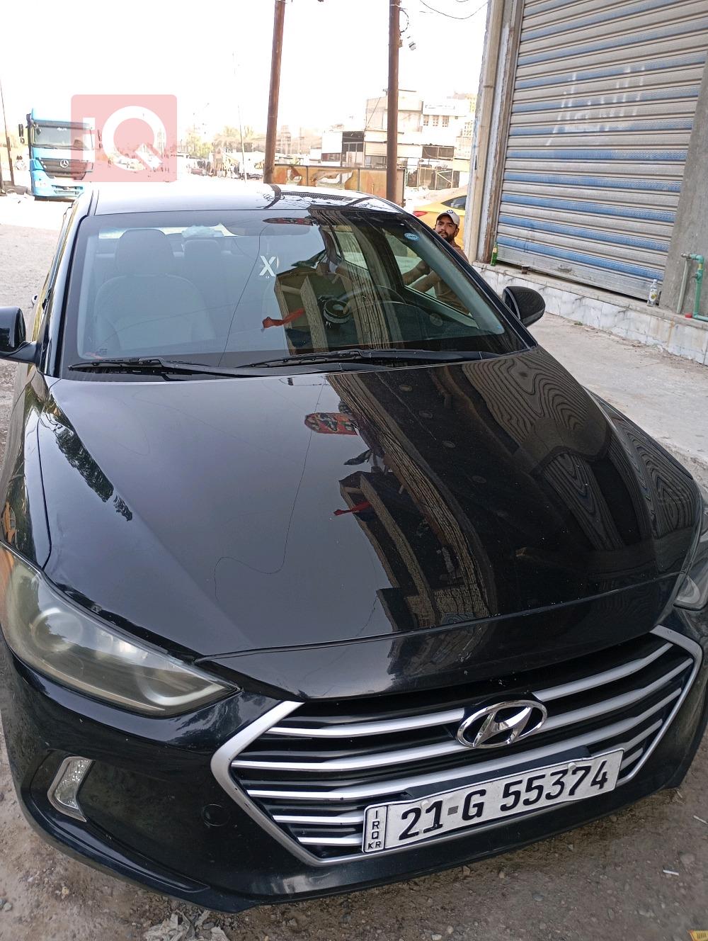 Hyundai Elantra